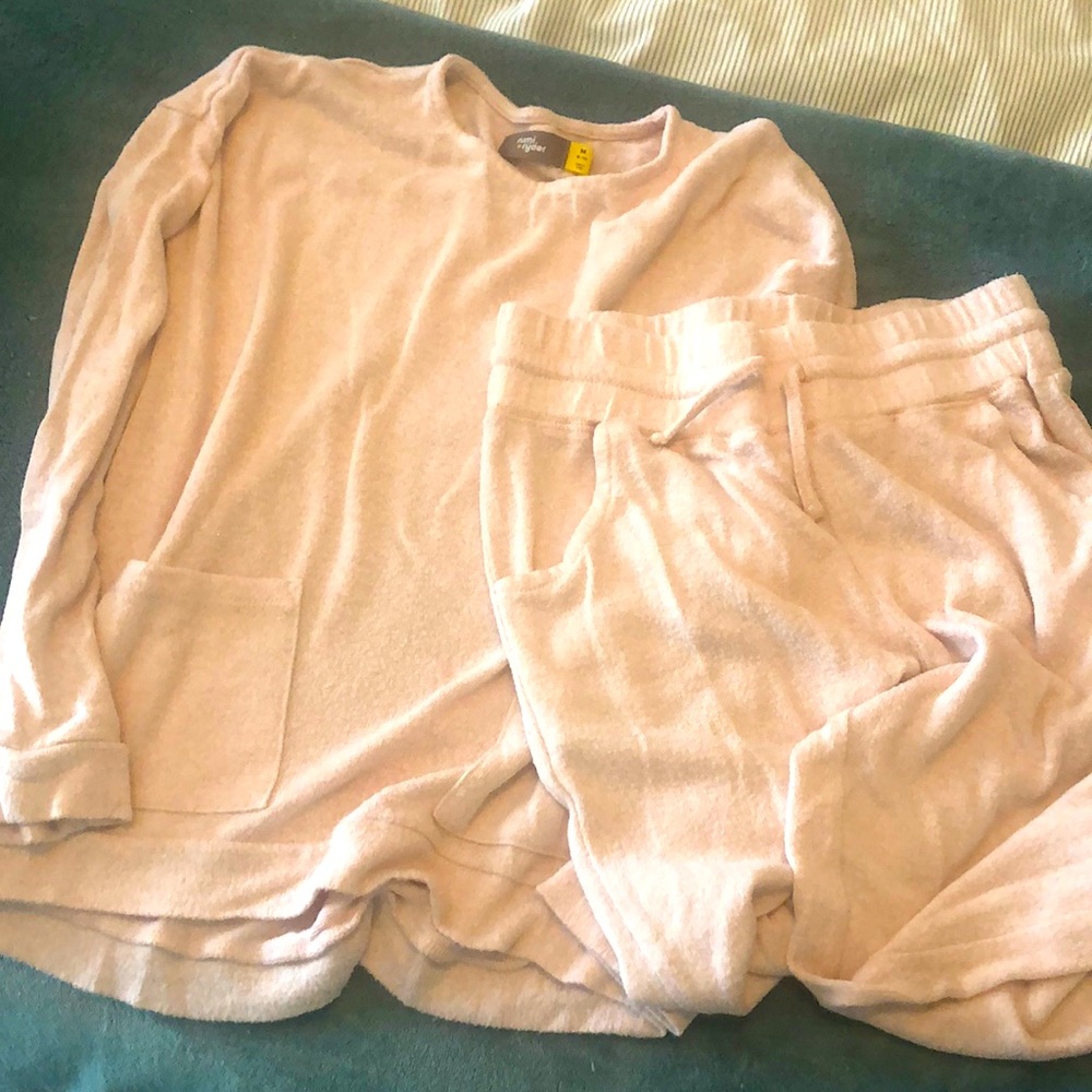 💝Girls 10/12 Jogger suit
